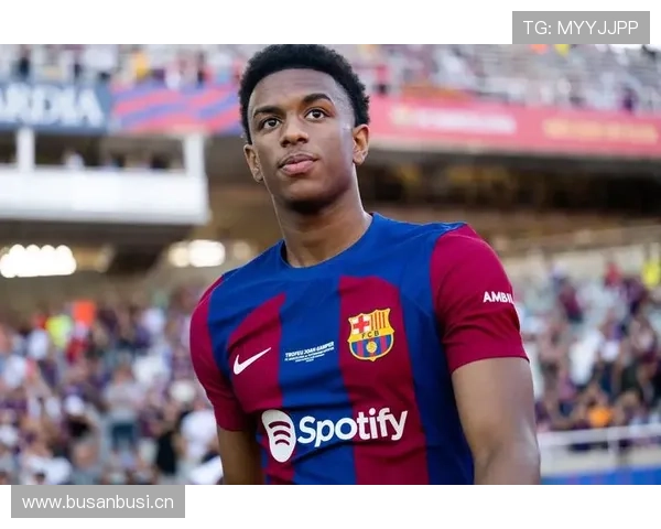 巴尔德接班阿尔巴：巴萨左路新星本赛季表现稳健